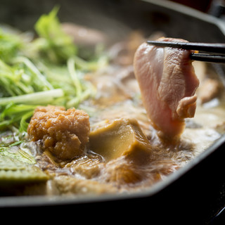 特選あきらの鶏すき焼きと〆の親子丼