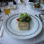 フォアグラたっぷり　自家製、田舎風、お肉のテリーヌ