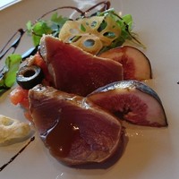 ワカヌイ グリル ダイニング バー 東京 - 鰹のタタキカルパッチョ♪