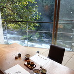 妙見石原荘 食菜石蔵 - 川の見える部屋で