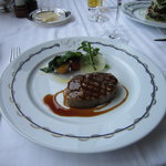 パノラミックレストラン ル・ノルマンディ - 特選牛ヒレステーキ　マデラソース　季節の温野菜添え