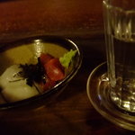 源氏 - 3杯め（新政＆鮪やまかけ）