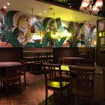 タイガー餃子会館 - 店内