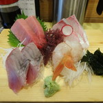 海鮮めし屋 磯人 - 刺身4種とエビフライ・カキフライ定食