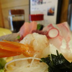 海鮮めし屋 磯人 - 刺身4種とエビフライ・カキフライ定食
