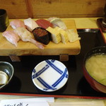 海鮮めし屋 磯人 - 寿司定食