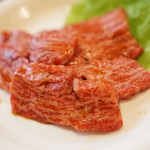 焼肉赤門 - 上カルビ890円