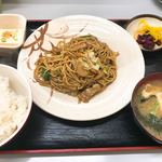 げんざえもん - 焼きそば定食(750円)