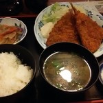 海鮮問屋仲見世 - アジフライ定食