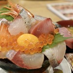 天満産直市場 - 限定5食こぼれ海鮮丼