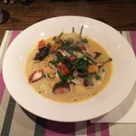 ラ　マニ　ビーンズ - パスタは見た目に鮮やかで楽しめます！