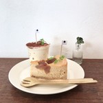 アンズトモモ - 