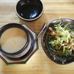 海さくら - サラダと茶碗蒸しです。
