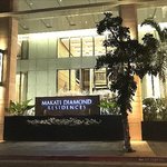 MAKATI DIAMOND RESIDENCES - 