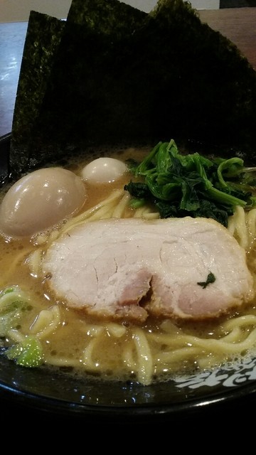 横浜家系ラーメン 町田商店 成瀬店 成瀬 ラーメン 食べログ