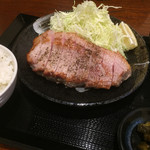 キセキ食堂 - ♪ロースステーキ¥1000