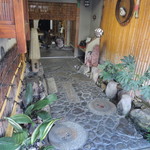 西陣 鳥岩楼 - 玄関を入った所