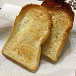 パンやきどころ RIKI - 山食１斤５枚切 ¥250+税