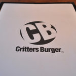 クリッターズバーガー - メニュー表の表紙にあるロゴ