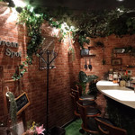 プライベートガーデンバー グリーンスポット - 