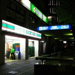 ローソンストア100 - 