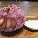 カフェ　クノップゥ - ワイン洋梨ヨーグルト