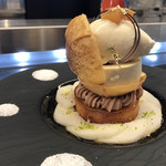 トシ・ヨロイヅカ 東京 - 