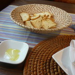 エルパーニャ ミロ - バケット、オリーブオイル