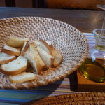 エルパーニャ ミロ - バケット（お代わり後）