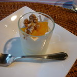 エルパーニャ ミロ - 愛媛のネーブルオレンジ・クルミ・泡立てた生クリーム・蜂蜜・ミルクのムース