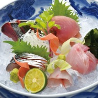 旬のお刺身盛り合わせ（3種盛り）
