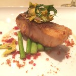 Xu Restaurant Lounge - 