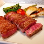 鉄板焼 八七七 - 