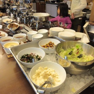 八百治博多ホテルレストラン ホーリーブルー_2