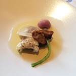 Restaurant RASPBERRY with MOON BAR - 秋鱧のラビオリ 奈良県産金牛蒡 セップ茸とそのコンソメ 金山寺