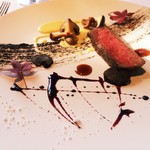 Restaurant RASPBERRY with MOON BAR - 淡路椚座牛（くぬぎざぎゅう）サーロイン フランス産きのこ ２色のトリュフ