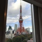 ザ・プリンス - 部屋の窓から望む東京タワー