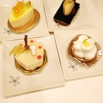 ケーキ（名前を憶えていない…）