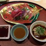 くろぎ - 鮪とボラのお造り：あん肝ポン酢・酢味噌・醤油で