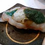 寿司栄 - ガス海老です♪