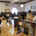 三ツ島 真打 - 広い店内