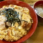とんかつ おさむ - カツ丼（８５０円）