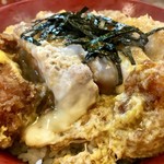 とんかつ おさむ - カツ丼（８５０円）