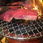 炭火焼ホルモン ぐう - 