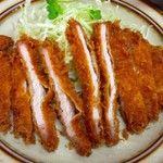 キッチン南海 - 薄いカツですが衣がサクッと
