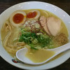 濃厚鶏白湯ラーメン　ミスターチキンハート