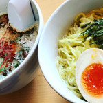 らぁ麺屋まるみ - 香醇 塩つけ麺 熱盛り 半玉