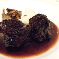 ラシェット・ブランシュ - 和牛頬肉の赤ワイン煮