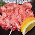焼肉処いっとう - 厚切り上タン塩（２人前）
