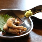 うなぎ亭 友栄 - 「割きたてのきも」 わさび。800円也